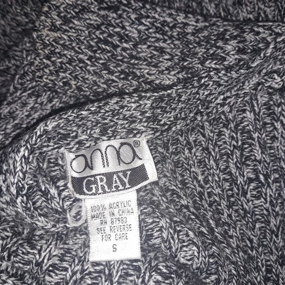 Anna Gray cardigan size small - Picture 3 of 3
